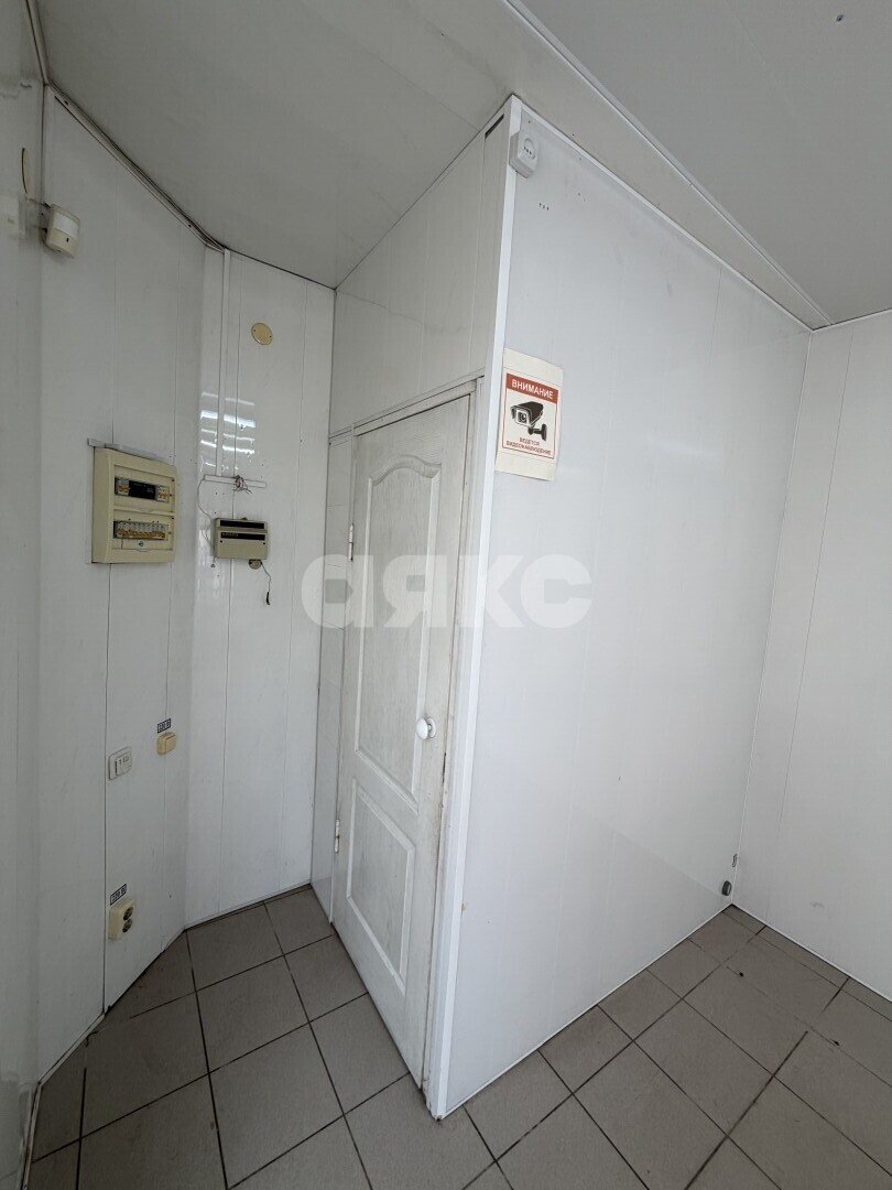 Фото №10: Коммерция 30 м² - Армавир, мкр. Электротехнический, ул. Шмидта, 4/2