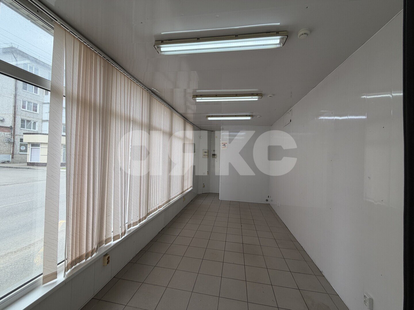 Фото №6: Коммерция 30 м² - Армавир, мкр. Электротехнический, ул. Шмидта, 4/2