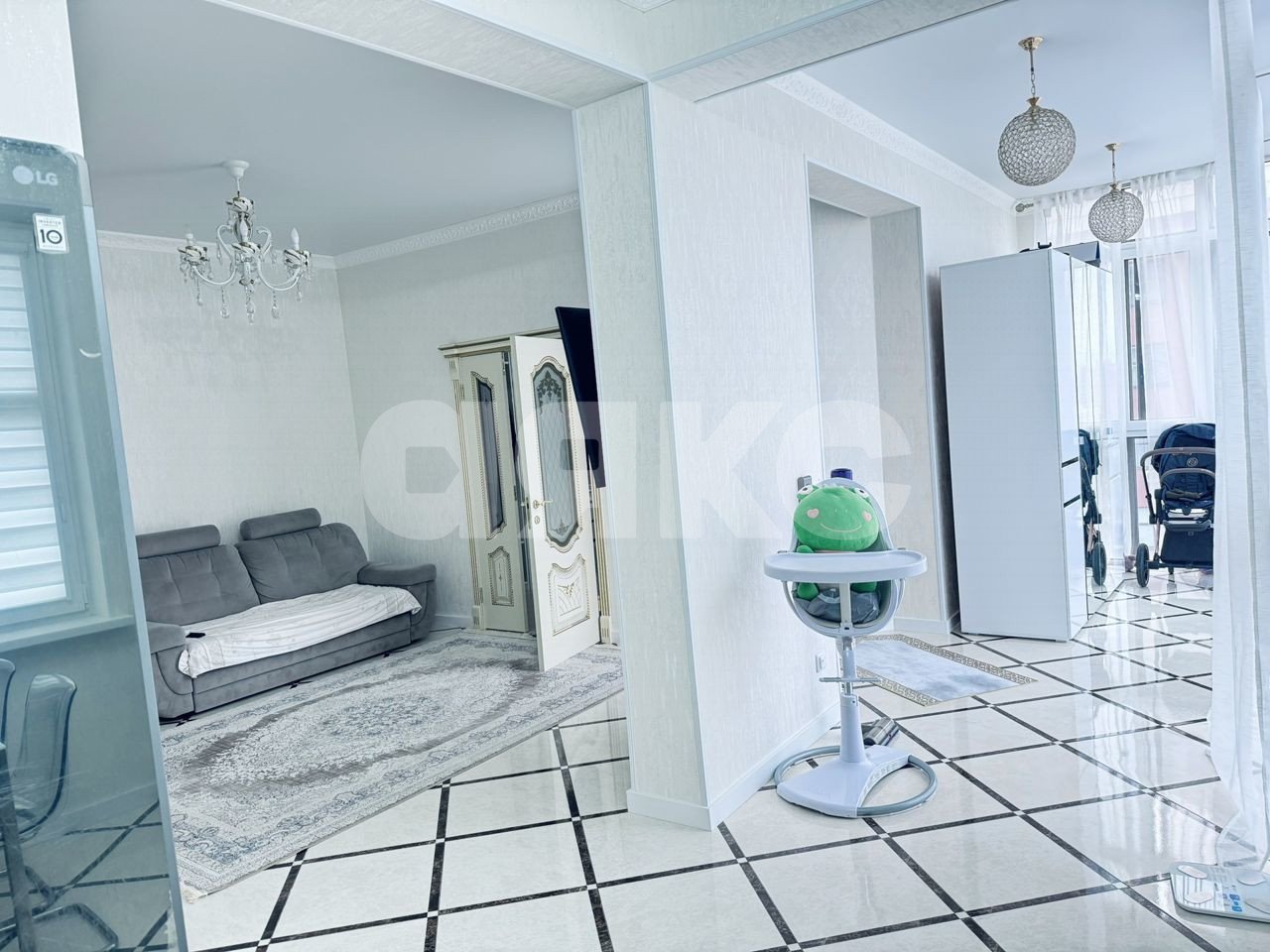 Фото №6: 2-комнатная квартира <span class="whitespace-nowrap">54 м²</span>, <span class="whitespace-nowrap">13/17 эт.</span> - Ростов-на-Дону, р. Кировский, ул. Максима Горького, 242