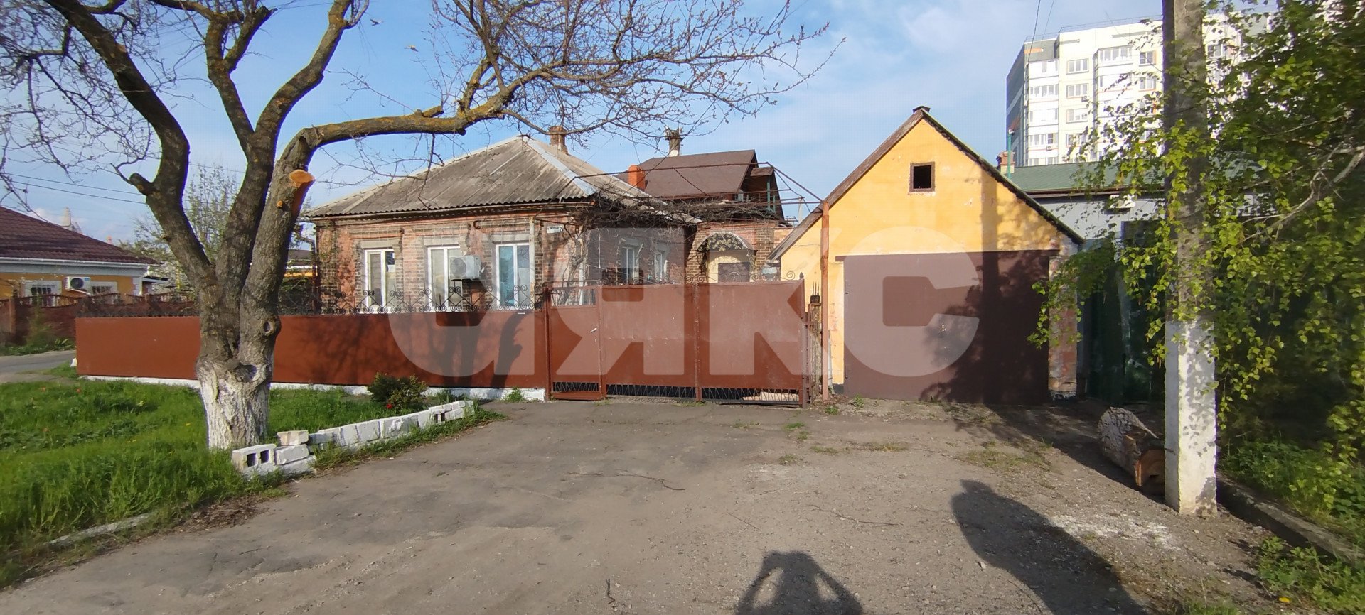 Фото №1: Дом 90 м² + 0.31 сот. - Мариуполь, Приморский, п. Моряков, ул. Амурская, 24