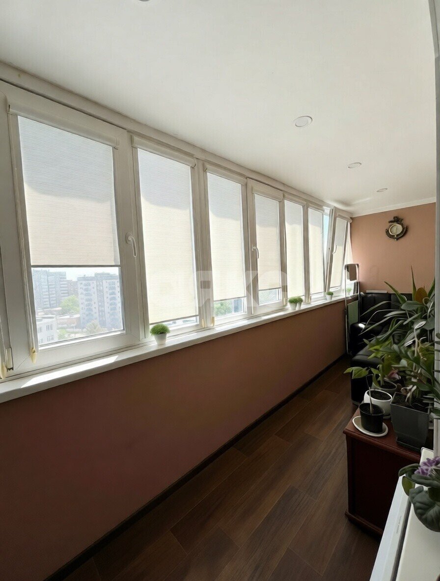 Фото №10: 2-комнатная квартира 60 м² - Мариуполь, Левобережный, мкр. Азовский, пр-кт Победы, 96
