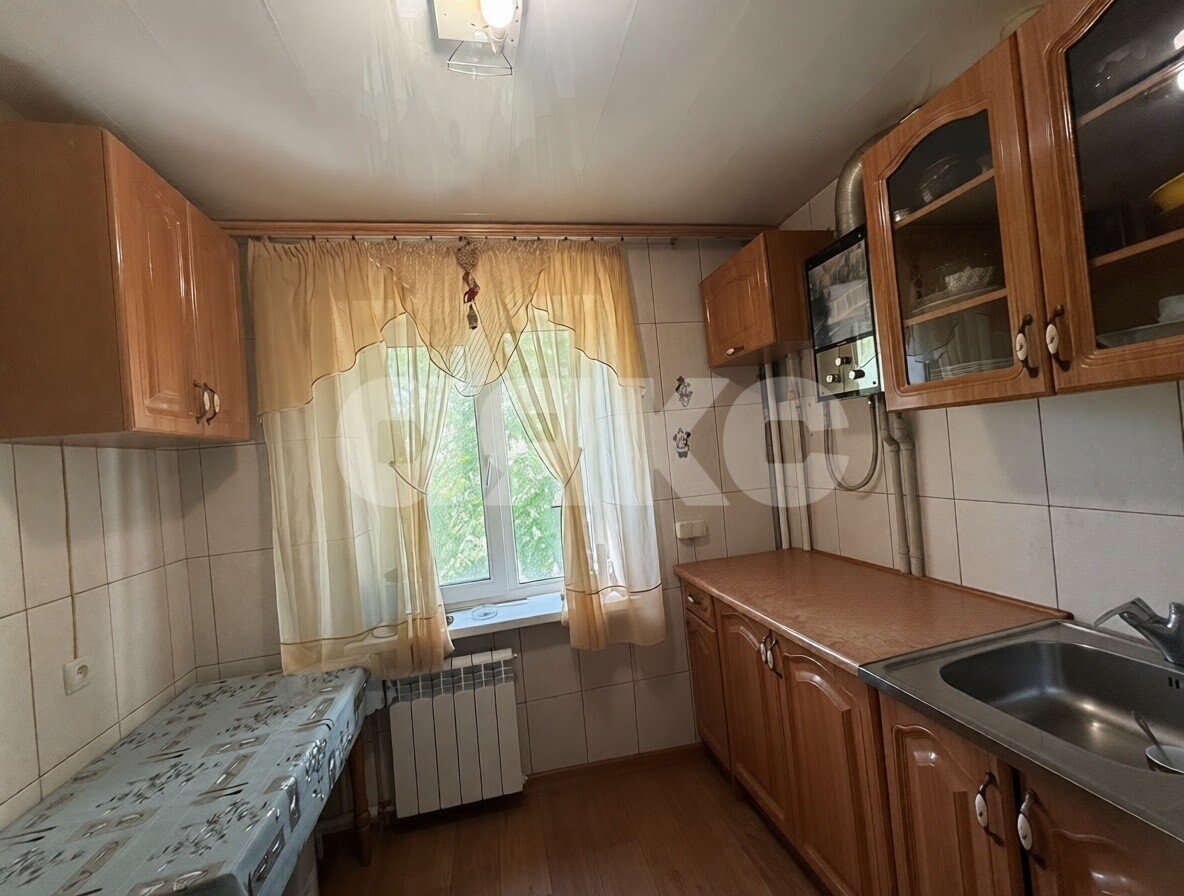 Фото №3: 2-комнатная квартира <span class="whitespace-nowrap">46 м²</span>, <span class="whitespace-nowrap">4/5 эт.</span> - Мариуполь, р. Приморский, пр-кт Строителей, 48