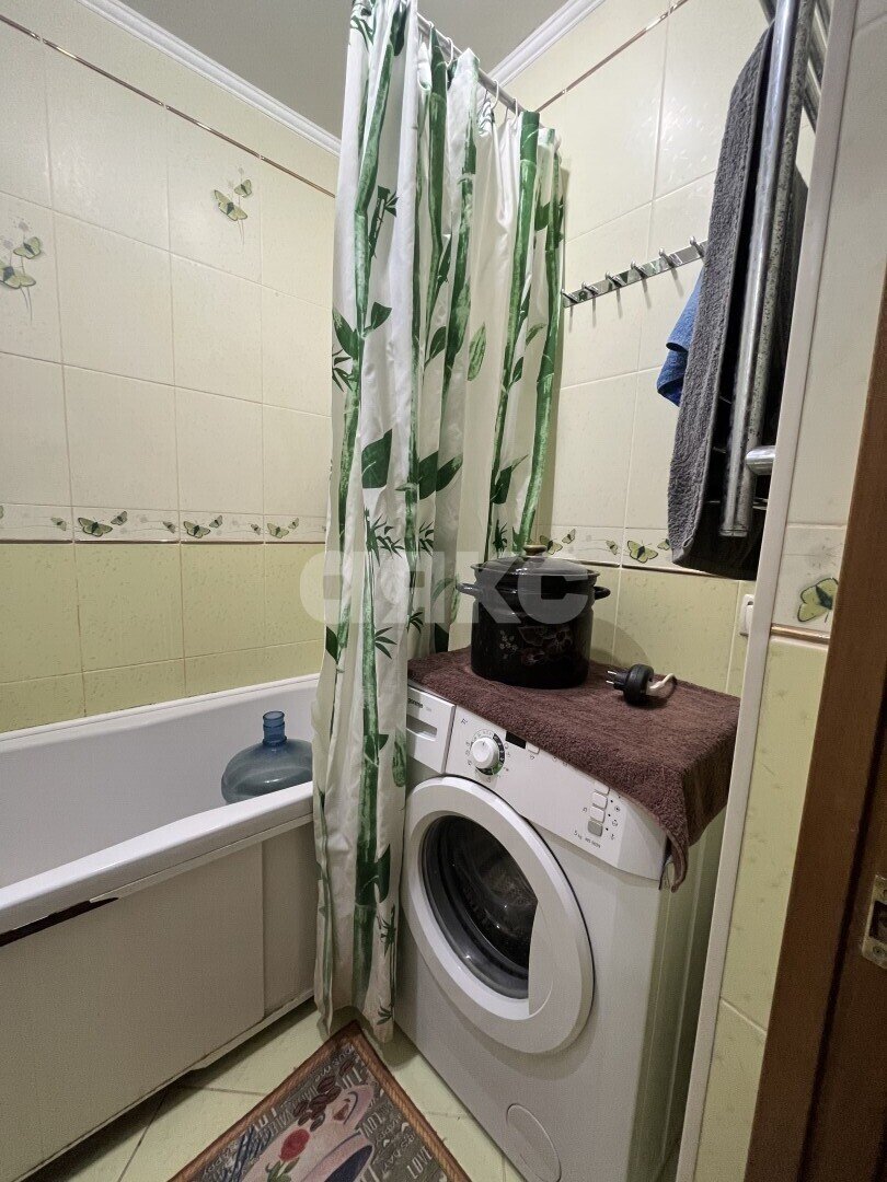 Фото №17: 4-комнатная квартира 72 м² - Мариуполь, Жовтневый, Западный, мкр. 22-й, ул. 60 лет СССР, 3