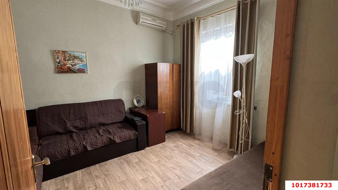 Фото №1: 2-комнатная квартира 26 м² - Краснодар, Центральный внутригородской округ, мкр. Центральный, ул. Митрофана Седина, 29