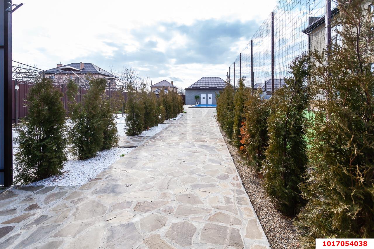 Фото №3: Отдельное здание 821 м² - Краснодар, мкр. Прикубанский внутригородской округ, пр-д 1-й  Куликова Поля, 32/1