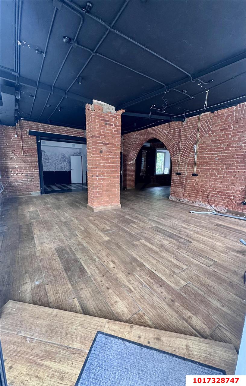 Фото №3: Торговое помещение 100 м² - Краснодар, Западный внутригородской округ, мкр. Центральный, ул. Рашпилевская, 75