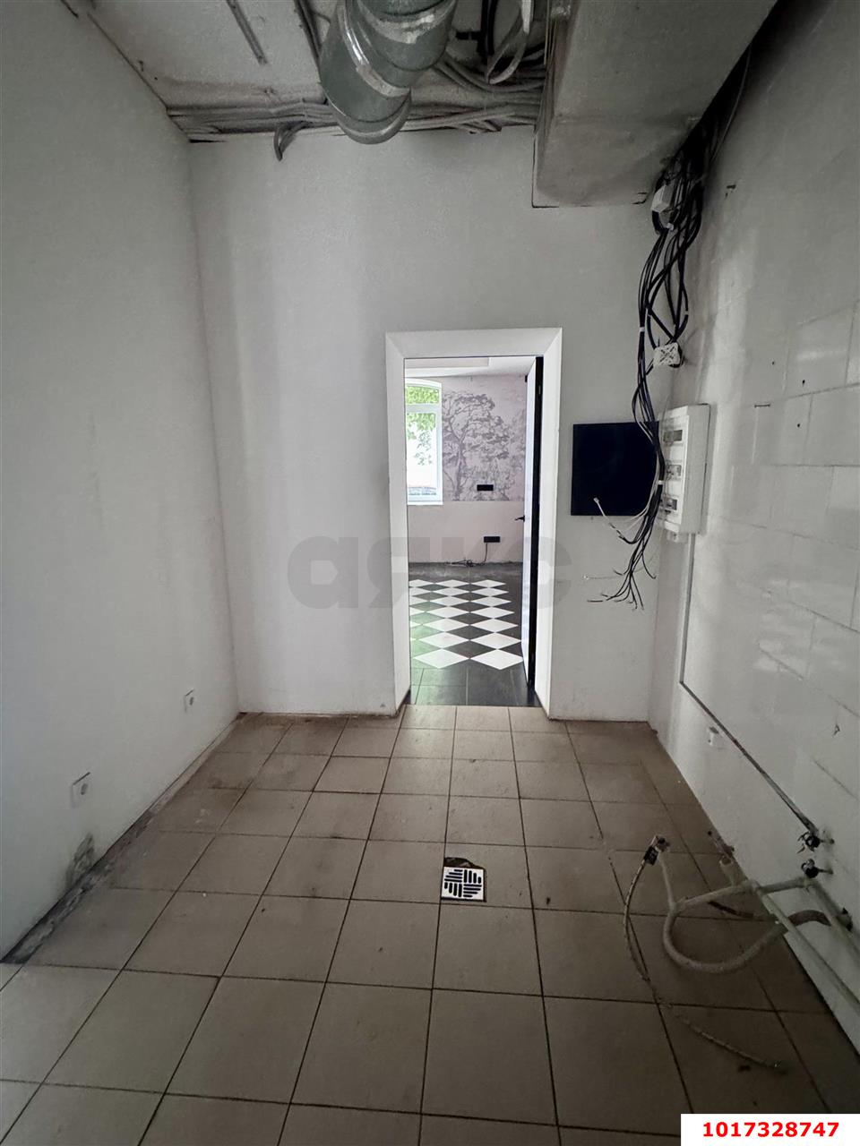 Фото №12: Торговое помещение 100 м² - Краснодар, Западный внутригородской округ, мкр. Центральный, ул. Рашпилевская, 75