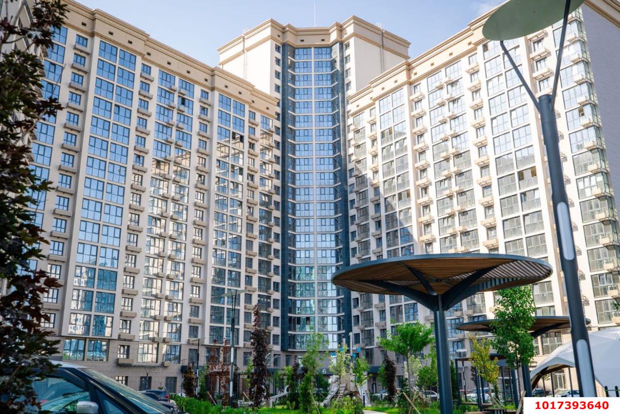 Фото №1: 2-комнатная квартира 70 м² - Краснодар, Западный внутригородской округ, мкр. ЖК Аврора, ул. имени Дзержинского, 95