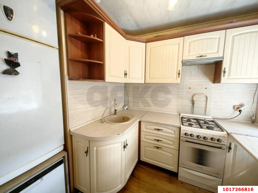 Фото №6: 3-комнатная квартира <span class="whitespace-nowrap">64 м²</span>, <span class="whitespace-nowrap">5/5 эт.</span> - Краснодар, Карасунский внутригородской округ, мкр. Гидростроителей, ул. Трудовой Славы, 21