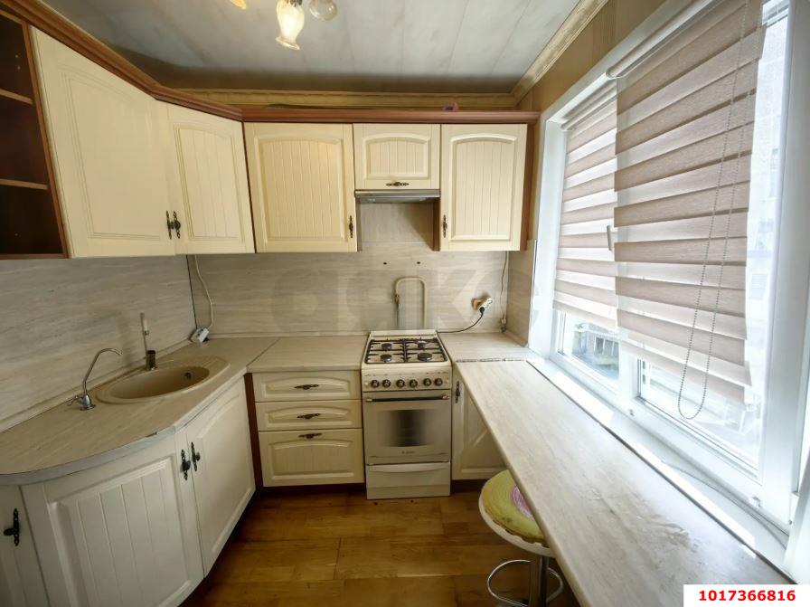Фото №5: 3-комнатная квартира <span class="whitespace-nowrap">64 м²</span>, <span class="whitespace-nowrap">5/5 эт.</span> - Краснодар, Карасунский внутригородской округ, мкр. Гидростроителей, ул. Трудовой Славы, 21