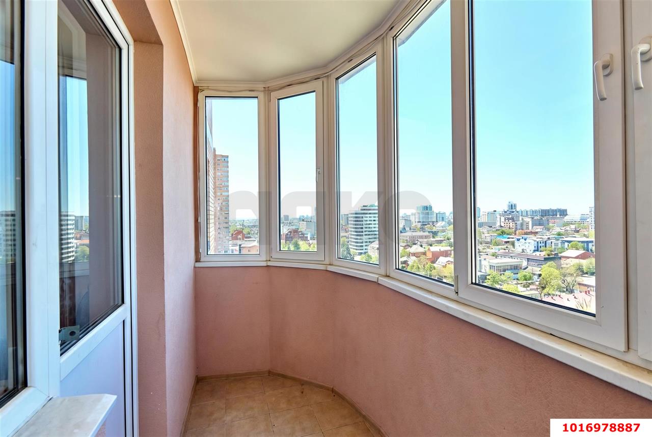 Фото №11: 1-комнатная квартира 50 м² - Краснодар, Центральный внутригородской округ, мкр. Центральный, ул. Промышленная, 19/2