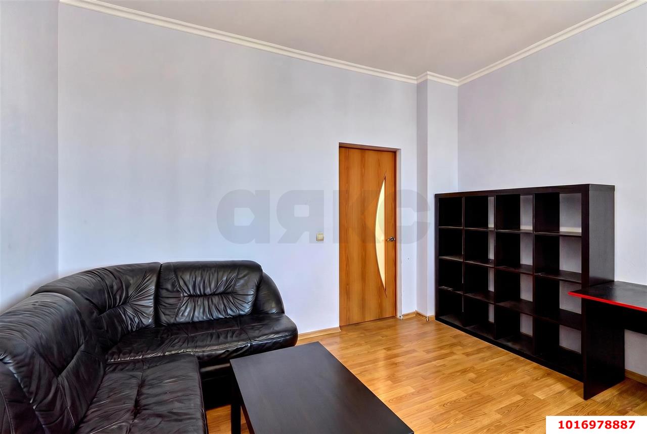 Фото №3: 1-комнатная квартира 50 м² - Краснодар, Центральный внутригородской округ, мкр. Центральный, ул. Промышленная, 19/2