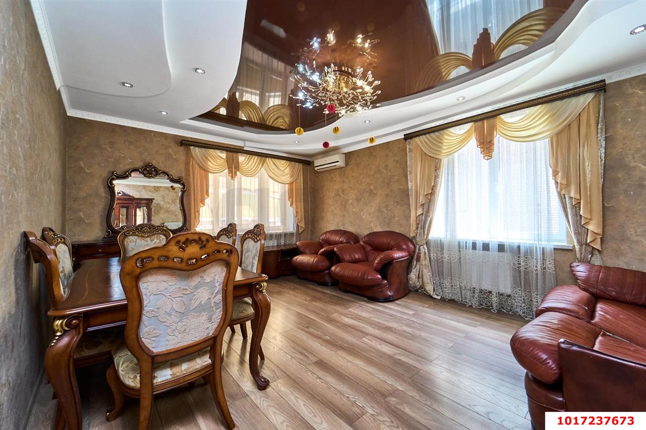 Фото №1: 2-комнатная квартира 67 м² - Краснодар, Прикубанский внутригородской округ, Калинино, мкр. Завод Радиоизмерительных Приборов, пер. Гаражный, 12/4