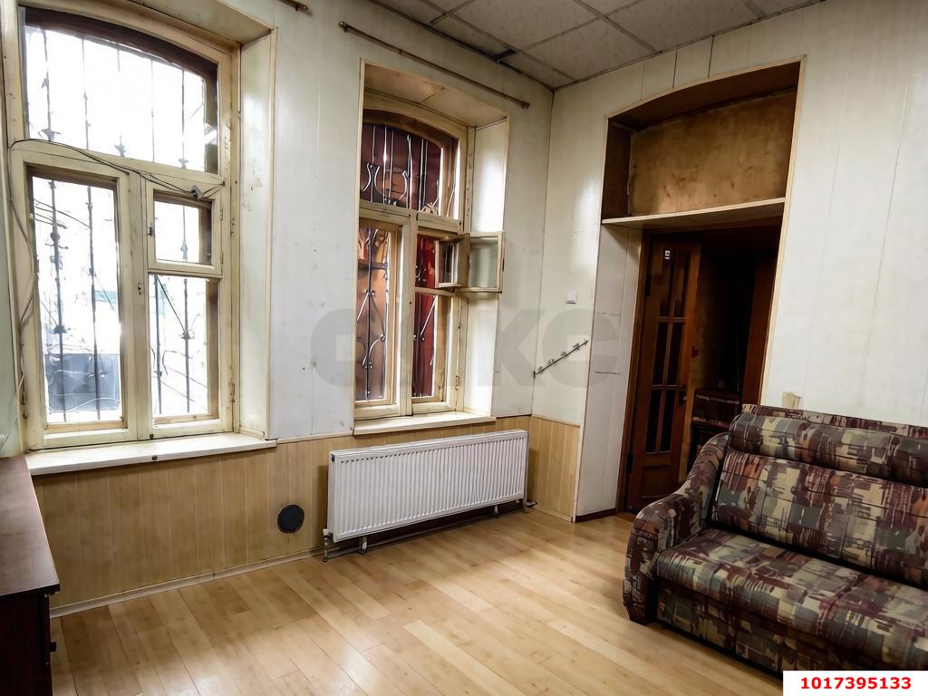 Фото №1: 2-комнатная квартира 73 м² - Краснодар, Центральный внутригородской округ, мкр. Центральный, ул. Гимназическая, 95