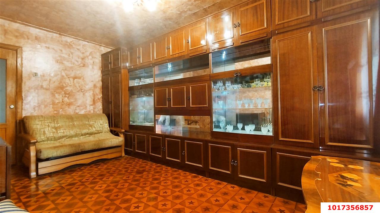 Фото №1: 2-комнатная квартира 46 м² - Краснодар, Карасунский внутригородской округ, мкр. Черёмушки, ул. Селезнёва, 84