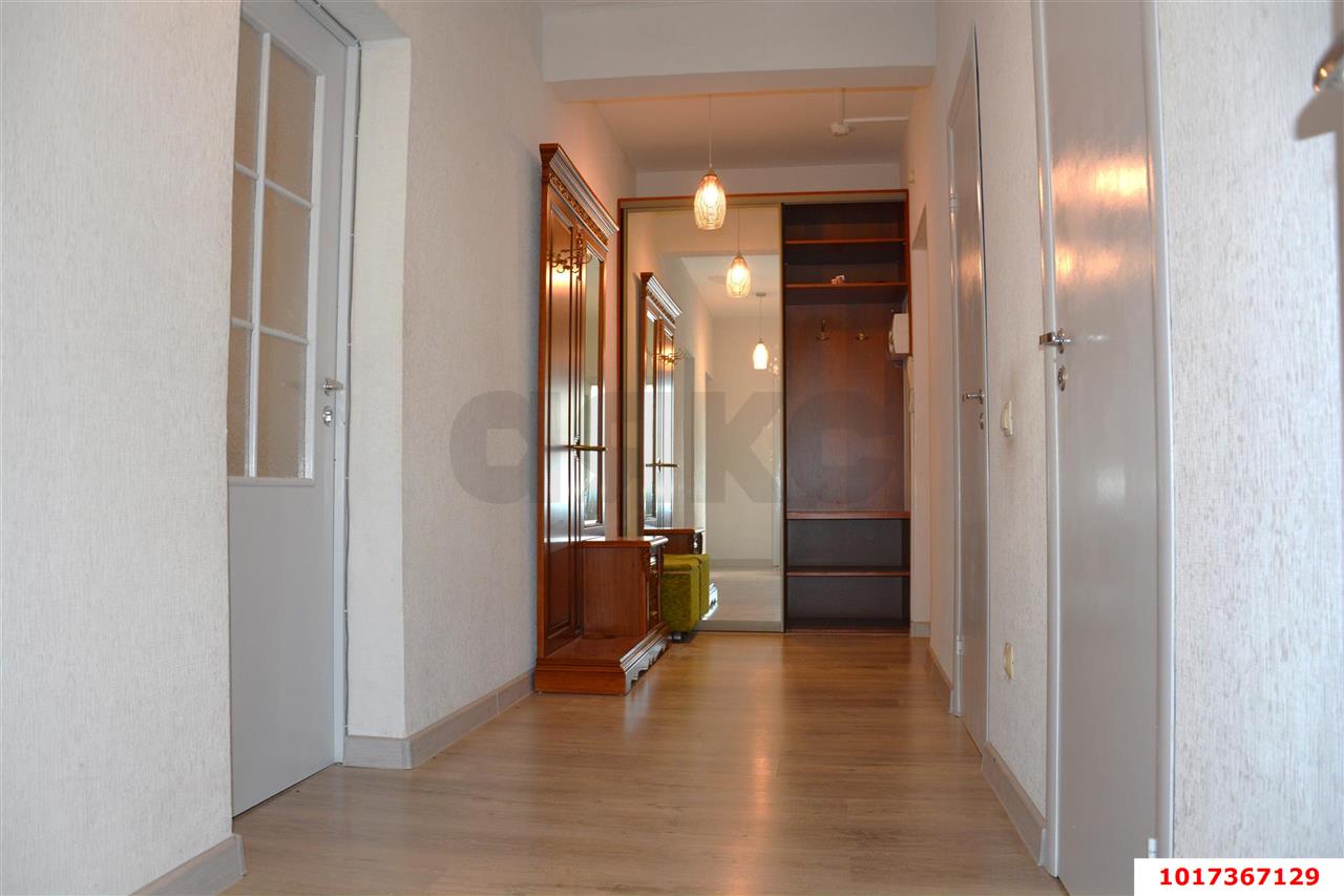 Фото №10: 2-комнатная квартира <span class="whitespace-nowrap">61 м²</span>, <span class="whitespace-nowrap">12/22 эт.</span> - Краснодар, Карасунский внутригородской округ, мкр. Почтовый, пр-кт имени писателя Знаменского, 10