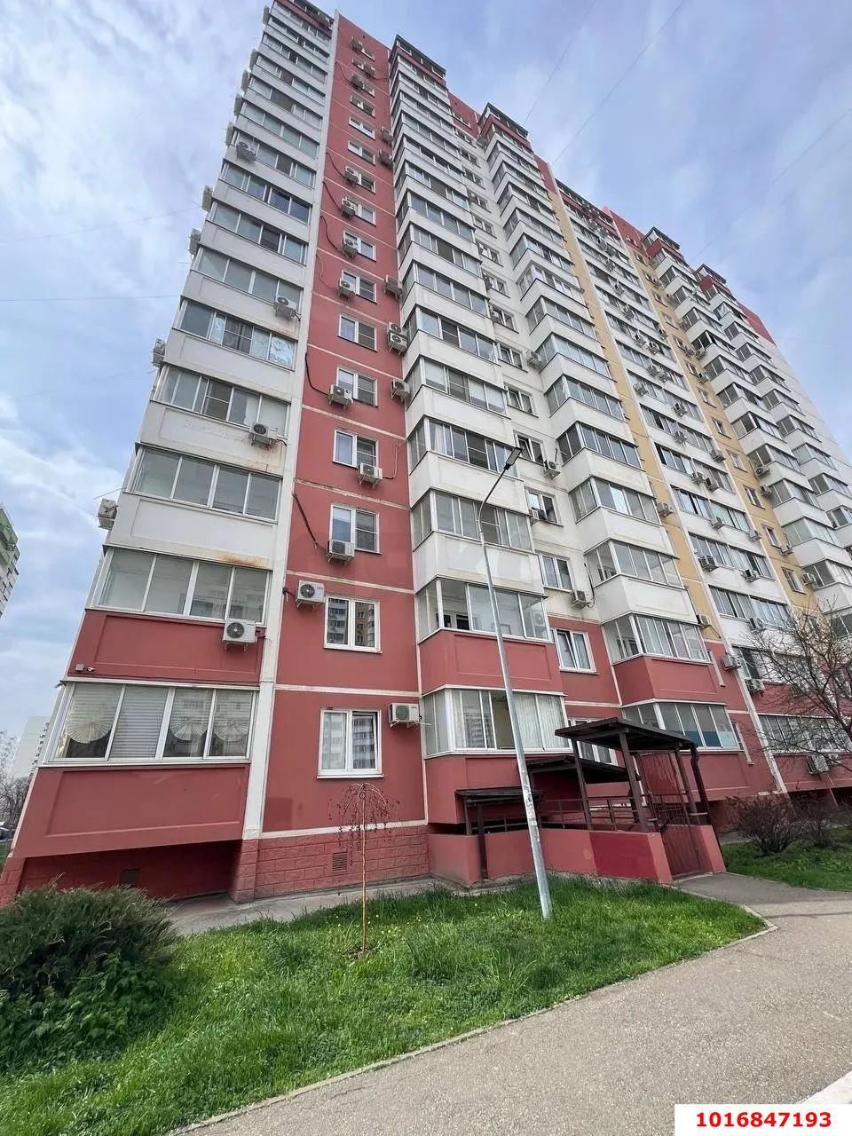 Фото №10: 1-комнатная квартира 34 м² - Краснодар, Прикубанский внутригородской округ, мкр. Восточно-Кругликовский, ул. Черкасская, 64