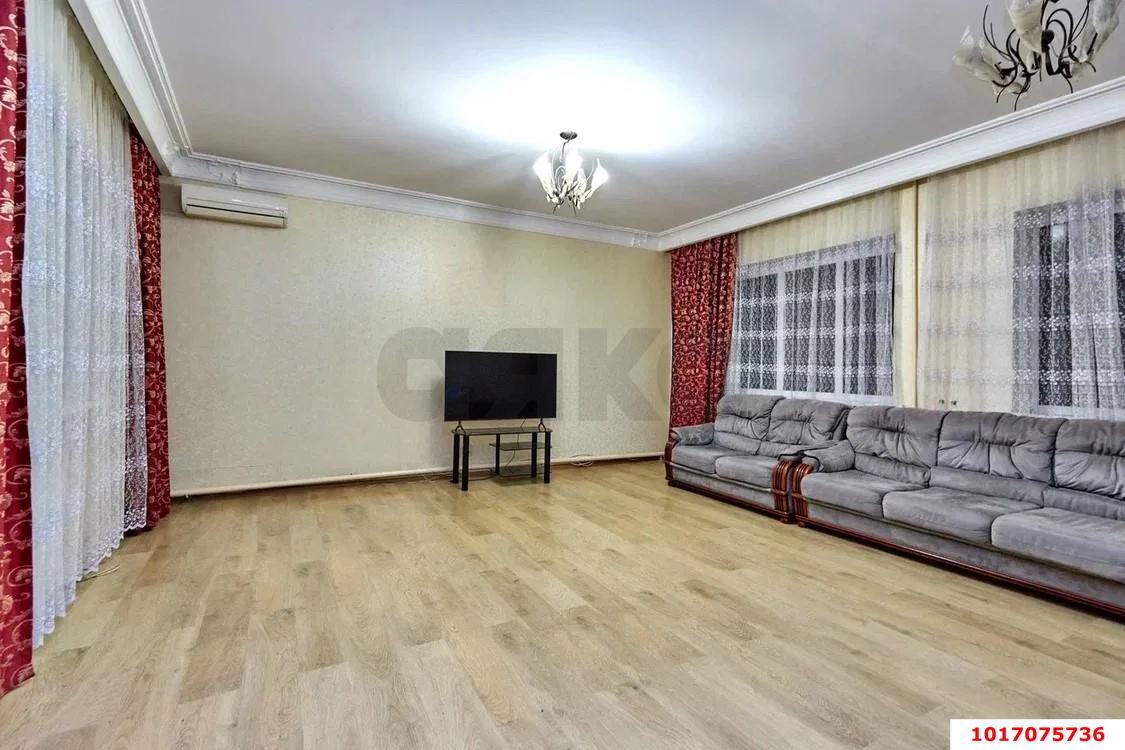 Фото №1: Дом 212 м² + 12.34 сот. - Копанской, мкр. Прикубанский внутригородской округ, ул. Брусничная, 78