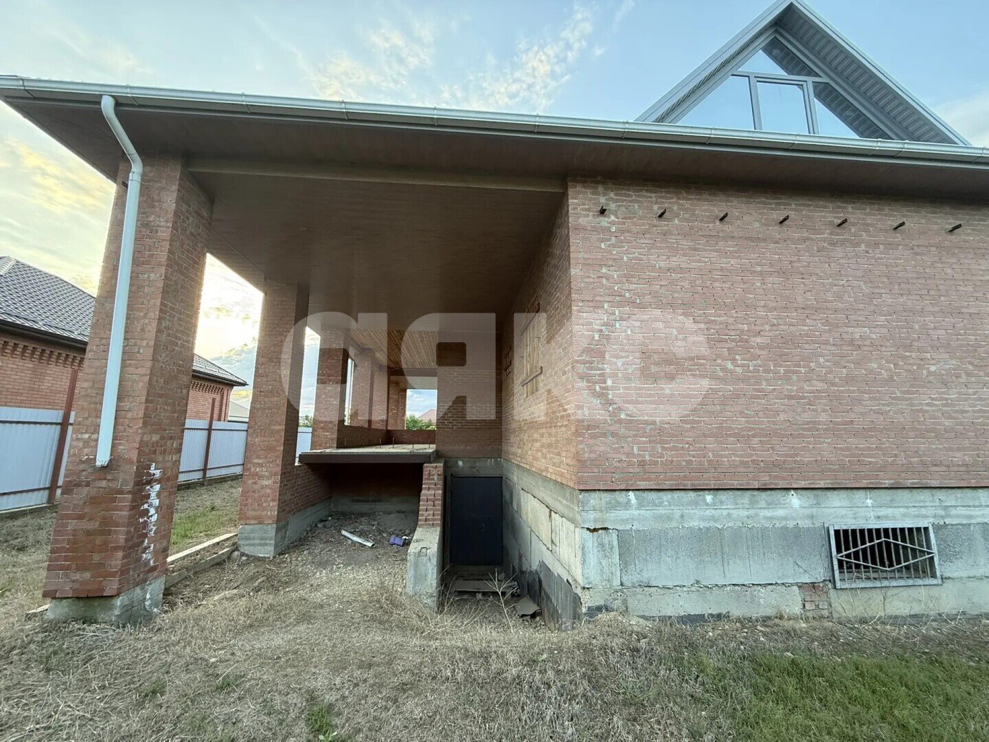 Фото №4: Дом 250 м² + 10 сот. - Заветный, ул. Лазурная
