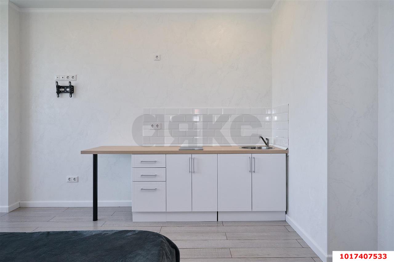 Фото №5: 1-комнатная квартира <span class="whitespace-nowrap">32 м²</span>, <span class="whitespace-nowrap">11/17 эт.</span> - Краснодар, Прикубанский внутригородской округ, Фестивальный, мкр. Солнечный, ул. имени Симиренко, 71к1