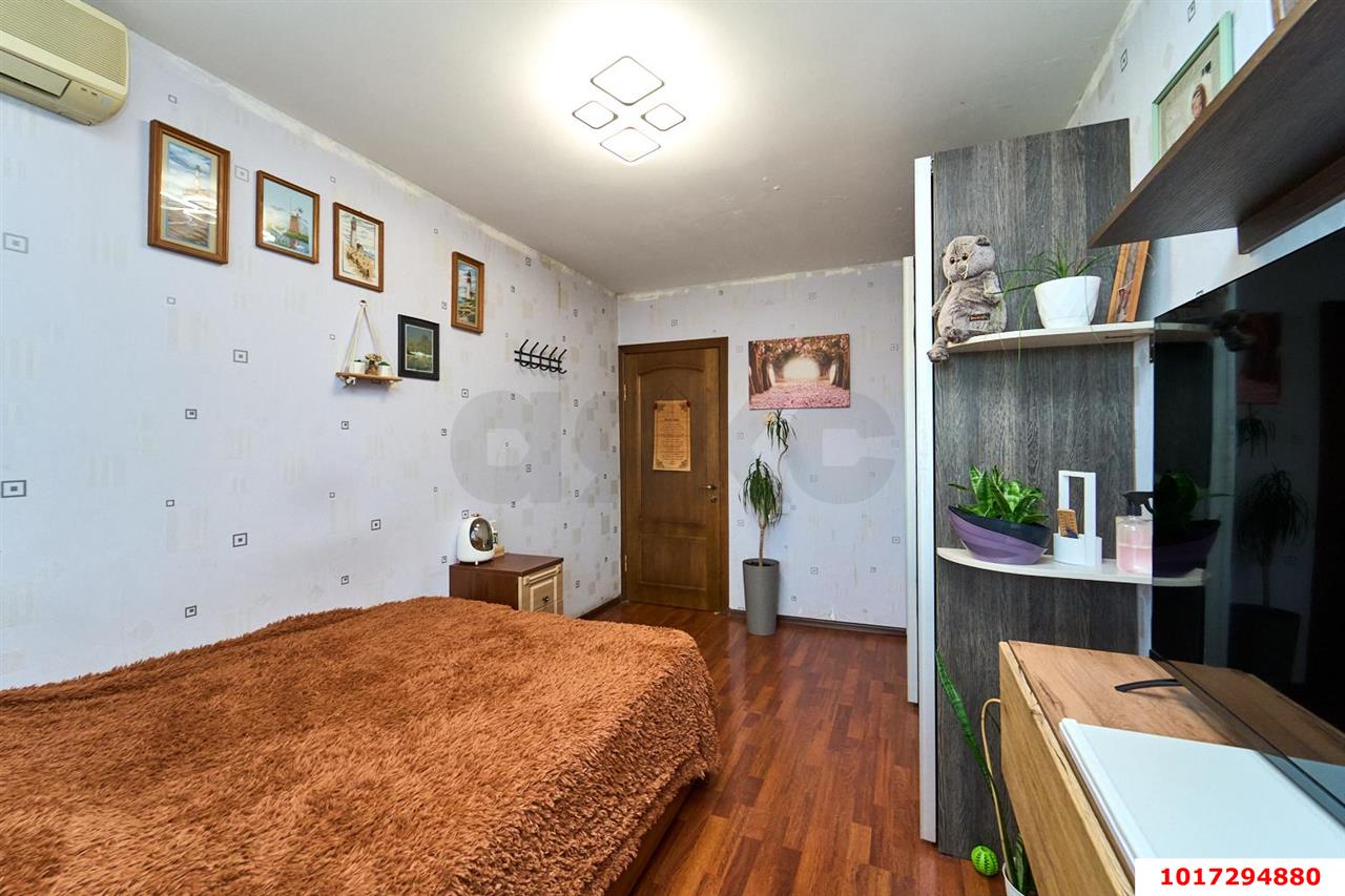 Фото №7: 3-комнатная квартира <span class="whitespace-nowrap">61 м²</span>, <span class="whitespace-nowrap">9/9 эт.</span> - Краснодар, Прикубанский внутригородской округ, мкр. Краевая Клиническая Больница, ул. имени 40-летия Победы, 63