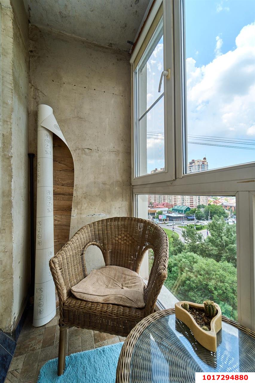 Фото №9: 3-комнатная квартира <span class="whitespace-nowrap">61 м²</span>, <span class="whitespace-nowrap">9/9 эт.</span> - Краснодар, Прикубанский внутригородской округ, мкр. Краевая Клиническая Больница, ул. имени 40-летия Победы, 63