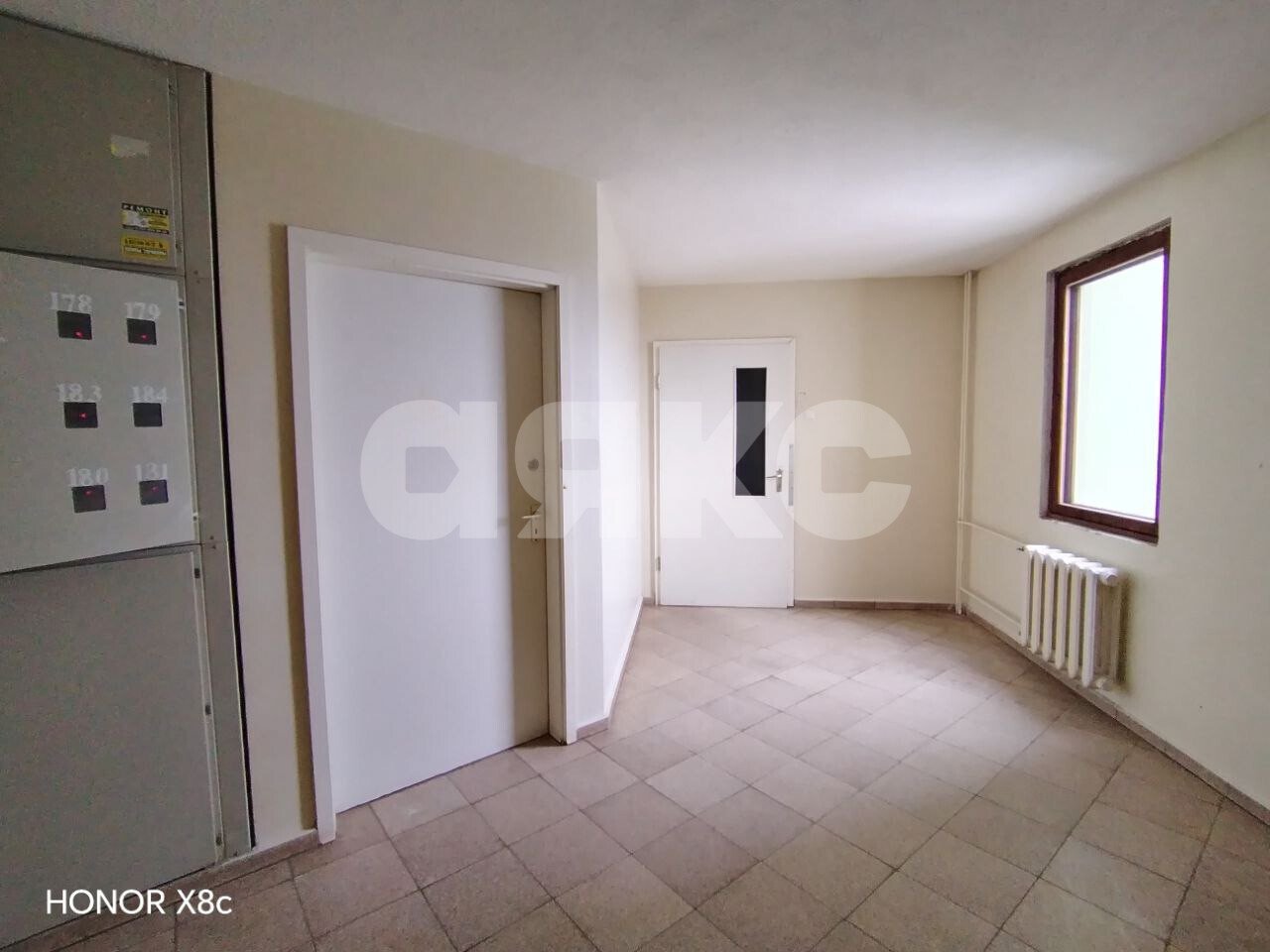 Фото №9: 1-комнатная квартира <span class="whitespace-nowrap">40 м²</span>, <span class="whitespace-nowrap">8/9 эт.</span> - Волгоград, Советский, п. территория Рабочий  Горьковский, ул. Волгоградская, 1/8