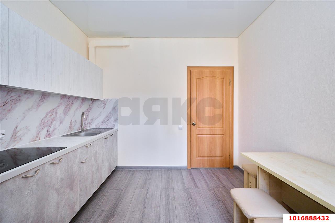 Фото №4: 1-комнатная квартира 39 м² - Краснодар, Прикубанский внутригородской округ, Панорама, мкр. ЖК Панорама, ул. Восточно-Кругликовская, 28