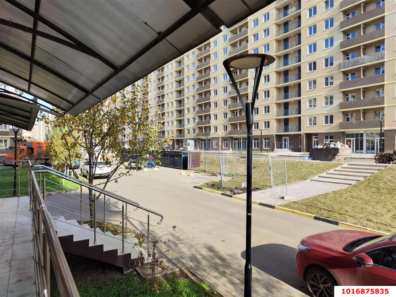 Фото №5: Торговое помещение <span class="whitespace-nowrap">29 м²</span>, <span class="whitespace-nowrap">1/9 эт.</span> - Краснодар, Прикубанский внутригородской округ, мкр. жилой комплекс Дыхание, ул. Лётчика Позднякова, 2к11