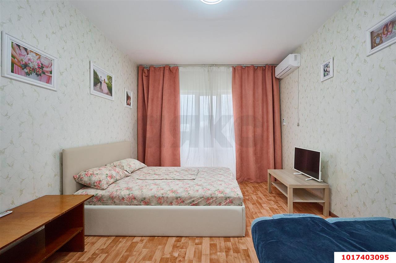 Фото №2: 2-комнатная квартира 72 м² - Краснодар, Прикубанский внутригородской округ, мкр. имени Маршала Жукова, ул. Александра Покрышкина, 4/5