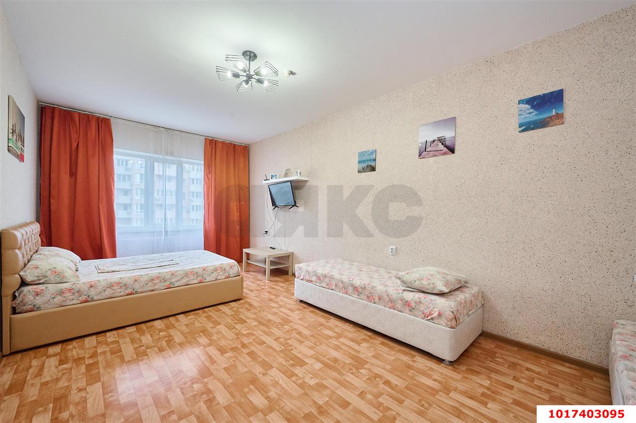 Фото №5: 2-комнатная квартира 72 м² - Краснодар, Прикубанский внутригородской округ, мкр. имени Маршала Жукова, ул. Александра Покрышкина, 4/5