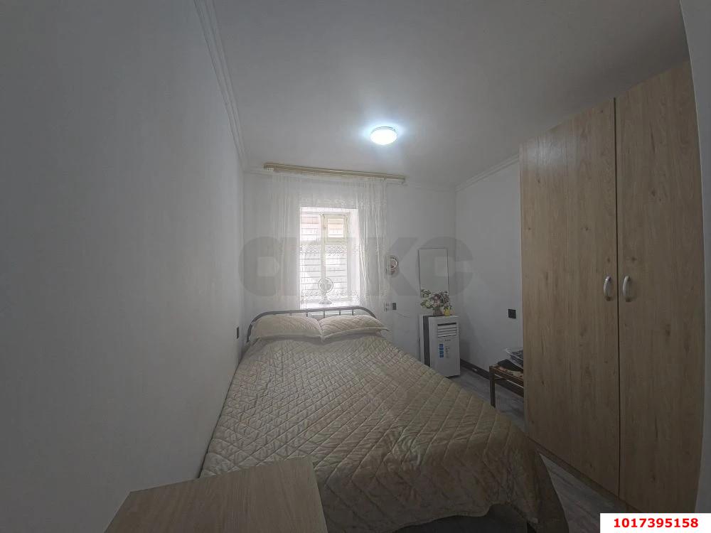 Фото №6: Часть дома 59 м² + 1.36 сот. - Краснодар, Центральный внутригородской округ, Покровка, мкр. Центральный, ул. Ломоносова, 23