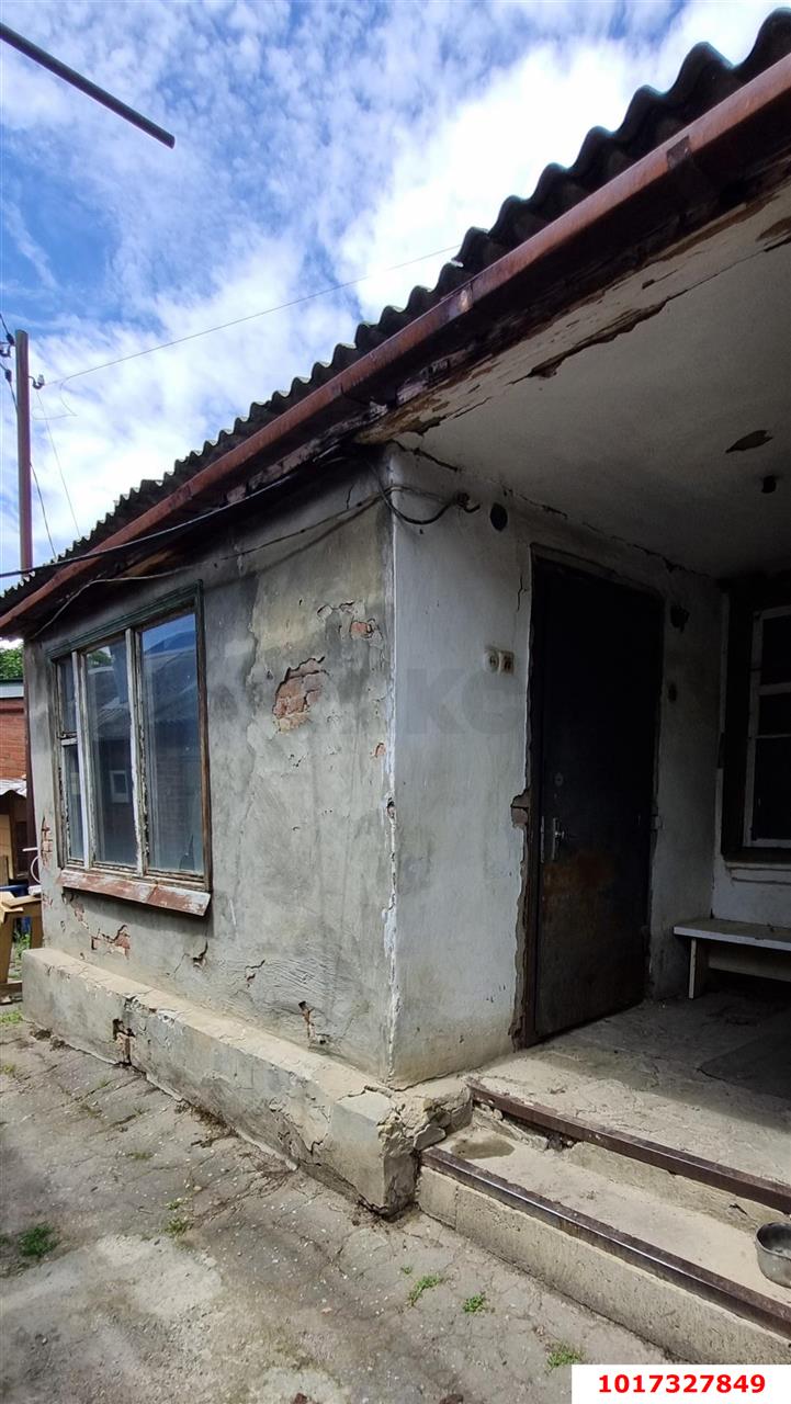 Фото №1: Часть дома 51 м² + 3.5 сот. - Краснодар, Прикубанский внутригородской округ, мкр. Краевая Клиническая Больница, ул. 1 Мая, 245