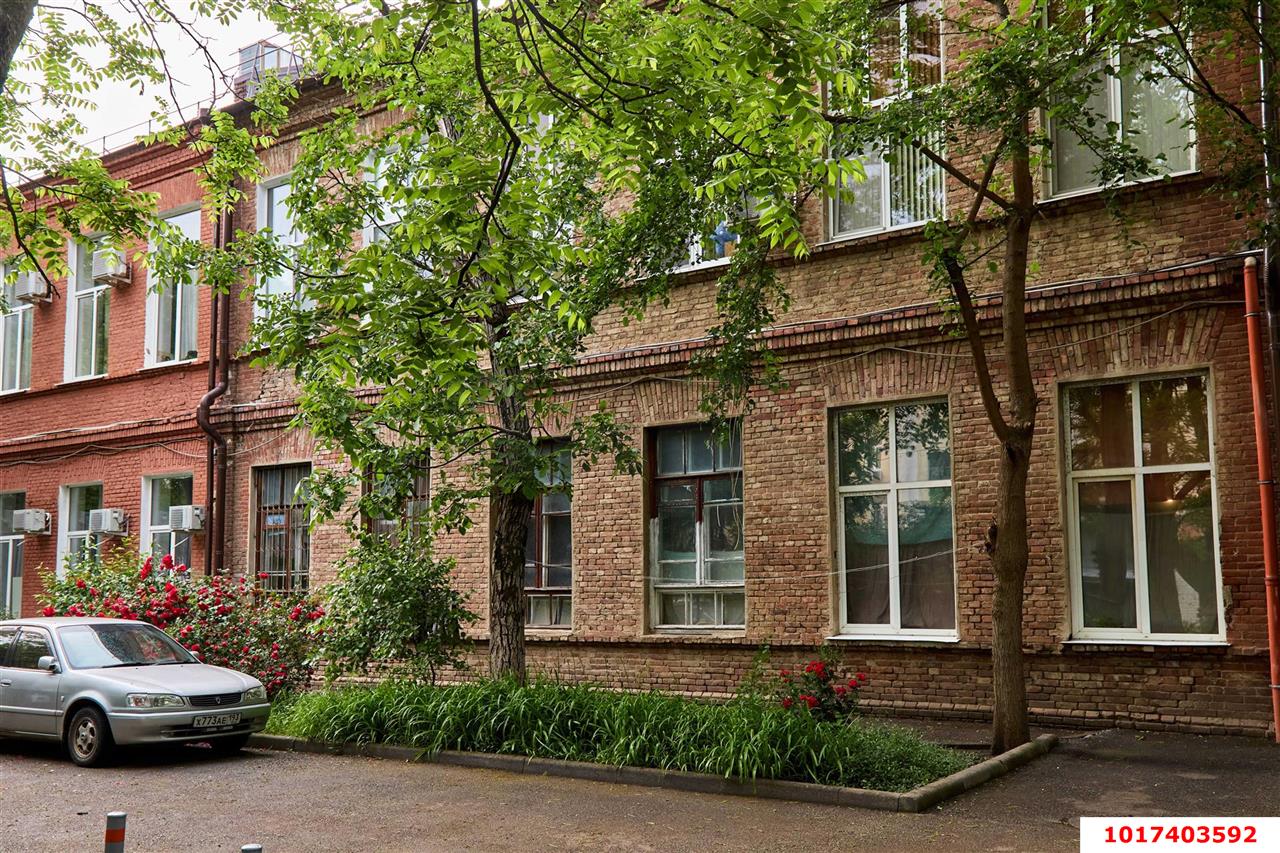 Фото №8: Комната 23 м² - Краснодар, Центральный внутригородской округ, мкр. Центральный, ул. Митрофана Седина, 28