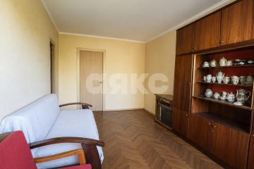 Фото №1: 2-комнатная квартира <span class="whitespace-nowrap">44 м²</span>, <span class="whitespace-nowrap">4/5 эт.</span> - Мариуполь, р. Жовтневый, пр-кт Строителей, 100