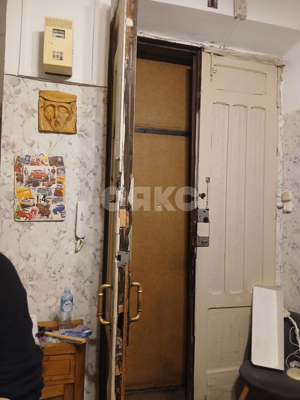 Фото №6: Комната <span class="whitespace-nowrap">123 м²</span>, <span class="whitespace-nowrap">5/6 эт.</span> - Москва, пер. Трёхпрудный, 11/13с1