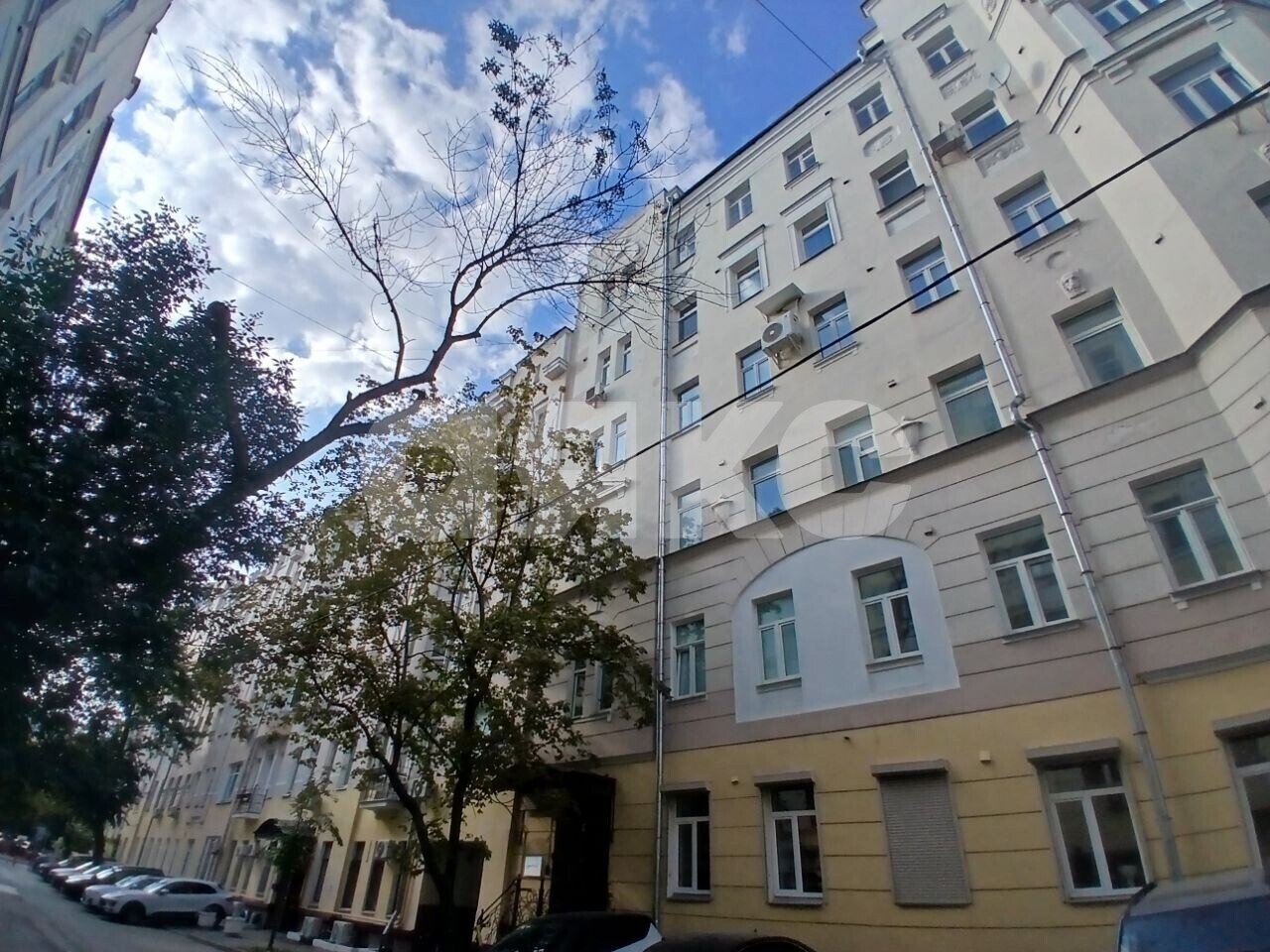 Фото №8: Комната <span class="whitespace-nowrap">123 м²</span>, <span class="whitespace-nowrap">5/6 эт.</span> - Москва, пер. Трёхпрудный, 11/13с1
