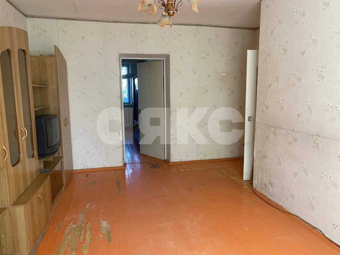 Фото №6: 3-комнатная квартира <span class="whitespace-nowrap">57 м²</span>, <span class="whitespace-nowrap">3/9 эт.</span> - Волгоград, Тракторозаводский, Спартановка, мкр. 411-й, ул. Академика Богомольца, 1
