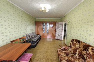 Фото №1: 1-комнатная квартира <span class="whitespace-nowrap">37 м²</span>, <span class="whitespace-nowrap">3/3 эт.</span> - Кореновск, мкр. 1-й квартал, ул. Фрунзе, 205