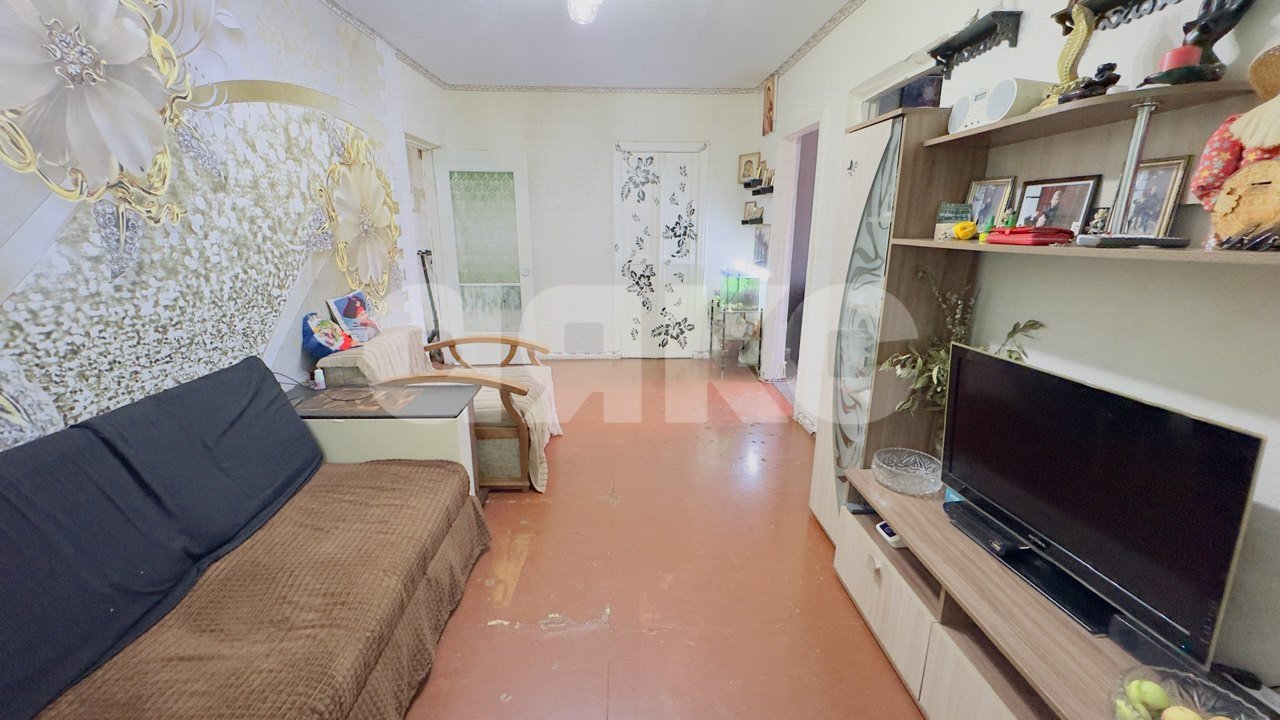 Фото №11: 3-комнатная квартира <span class="whitespace-nowrap">45 м²</span>, <span class="whitespace-nowrap">2/2 эт.</span> - Кореновск, ул. Тимашевская, 1А