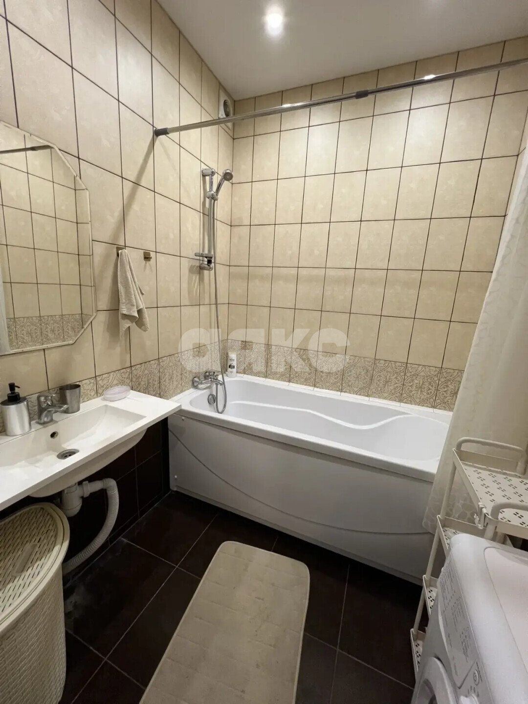 Фото №7: 2-комнатная квартира <span class="whitespace-nowrap">65 м²</span>, <span class="whitespace-nowrap">7/21 эт.</span> - Москва, ул. Новаторов, 4к5