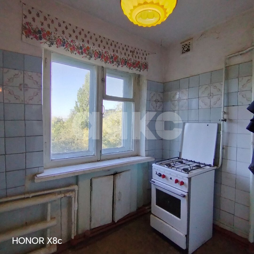 Фото №9: 3-комнатная квартира <span class="whitespace-nowrap">57 м²</span>, <span class="whitespace-nowrap">4/4 эт.</span> - Волгоград, Кировский, мкр. Развилка, ул. Губкина, 9