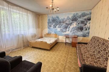 Фото №1: 2-комнатная квартира <span class="whitespace-nowrap">52 м²</span>, <span class="whitespace-nowrap">3/5 эт.</span> - Кореновск, мкр. Военный городок, ул. Циолковского, 12