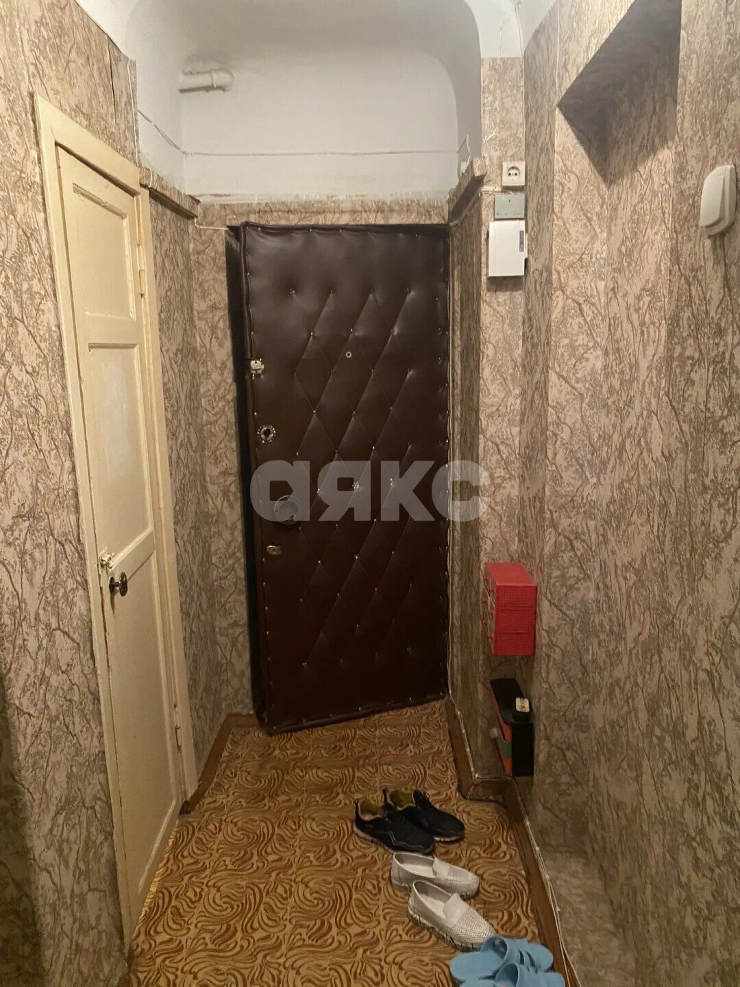 Фото №1: 3-комнатная квартира <span class="whitespace-nowrap">55 м²</span>, <span class="whitespace-nowrap">1/5 эт.</span> - Волгоград, р. Центральный, ул. Порт-Саида, 9