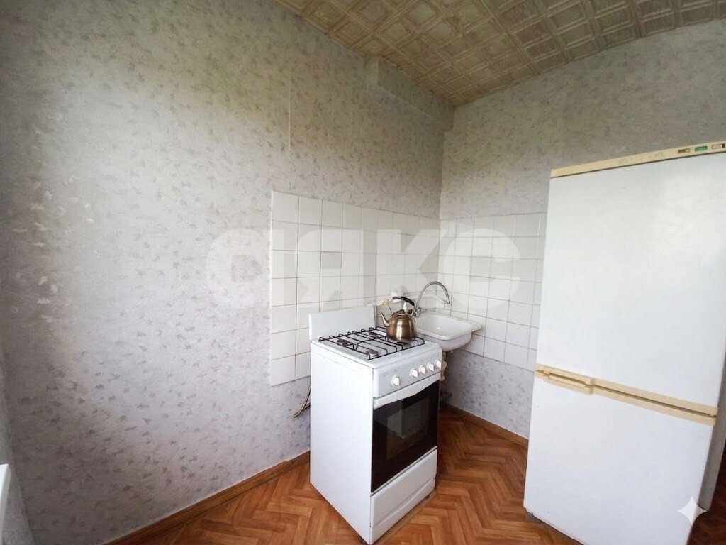 Фото №8: 2-комнатная квартира <span class="whitespace-nowrap">41 м²</span>, <span class="whitespace-nowrap">5/5 эт.</span> - Волгоград, р. Краснооктябрьский, пр-кт Металлургов, 31