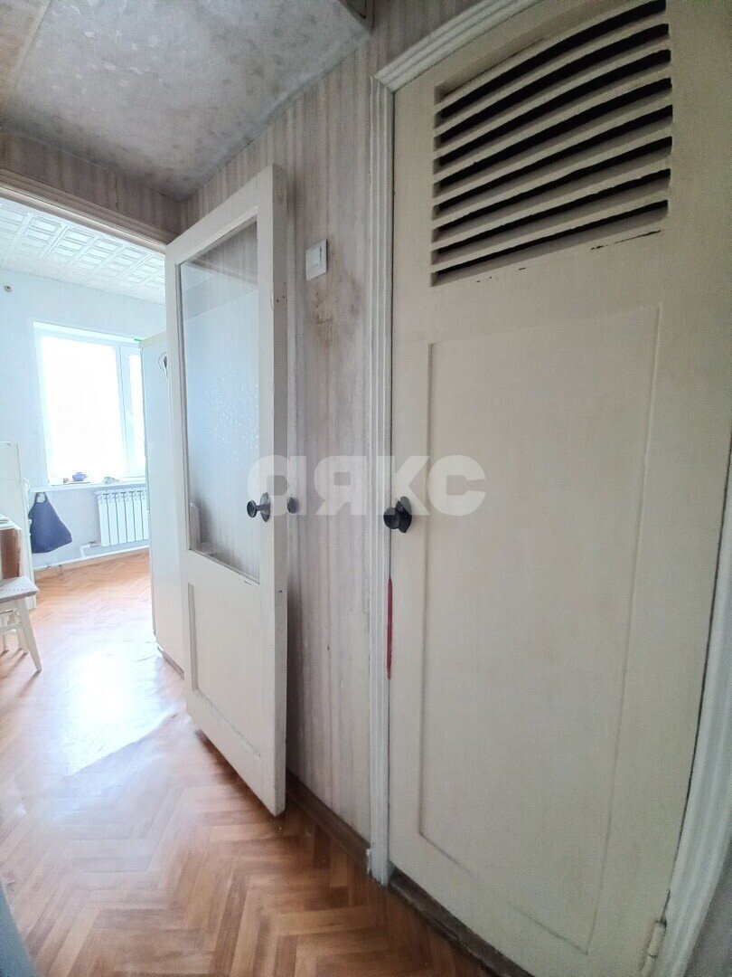 Фото №11: 2-комнатная квартира <span class="whitespace-nowrap">41 м²</span>, <span class="whitespace-nowrap">5/5 эт.</span> - Волгоград, р. Краснооктябрьский, пр-кт Металлургов, 31