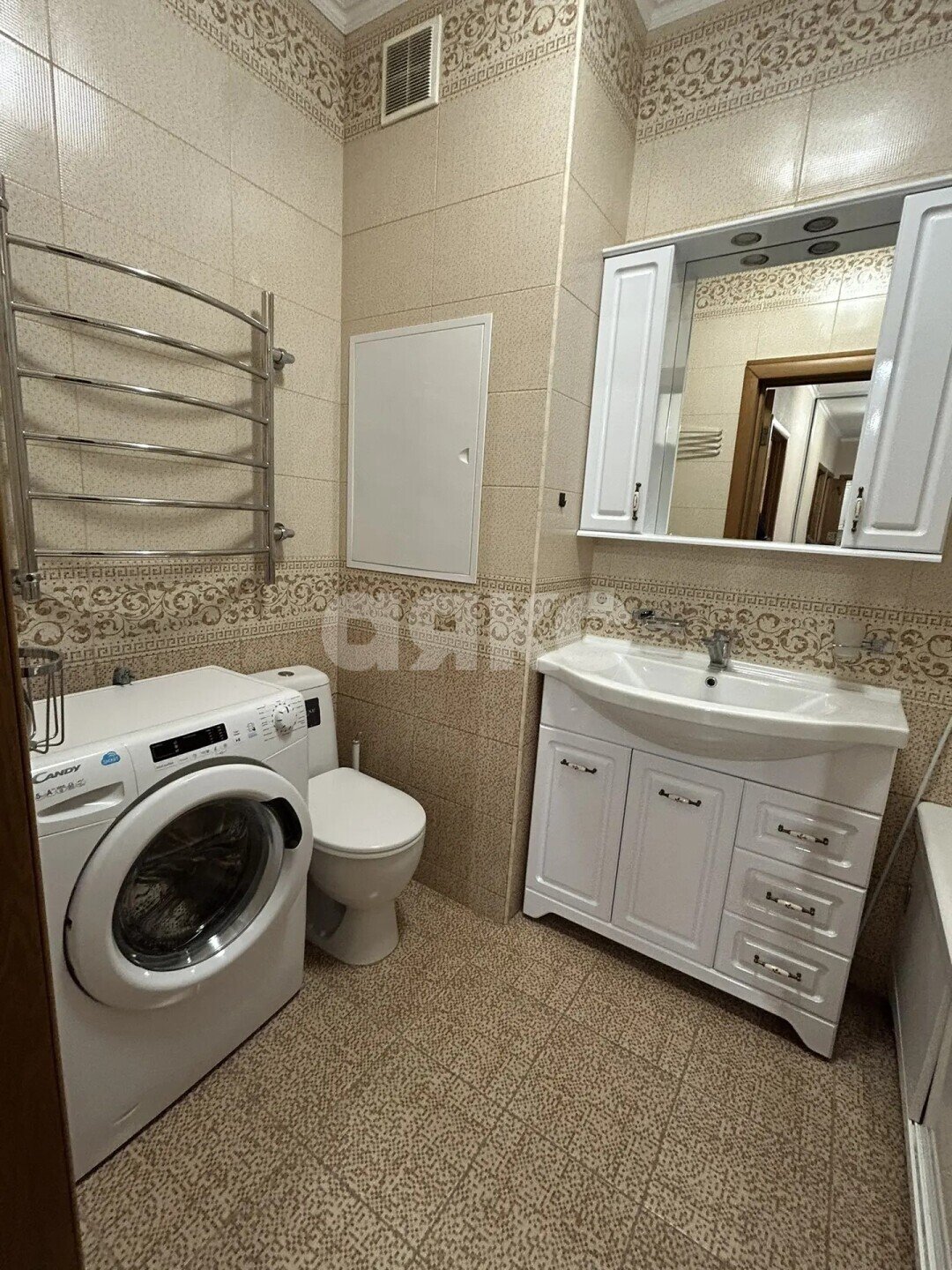 Фото №5: 1-комнатная квартира <span class="whitespace-nowrap">42 м²</span>, <span class="whitespace-nowrap">14/17 эт.</span> - Раменское, Залинейный, мкр. Солнечный, ул. Лучистая, 5
