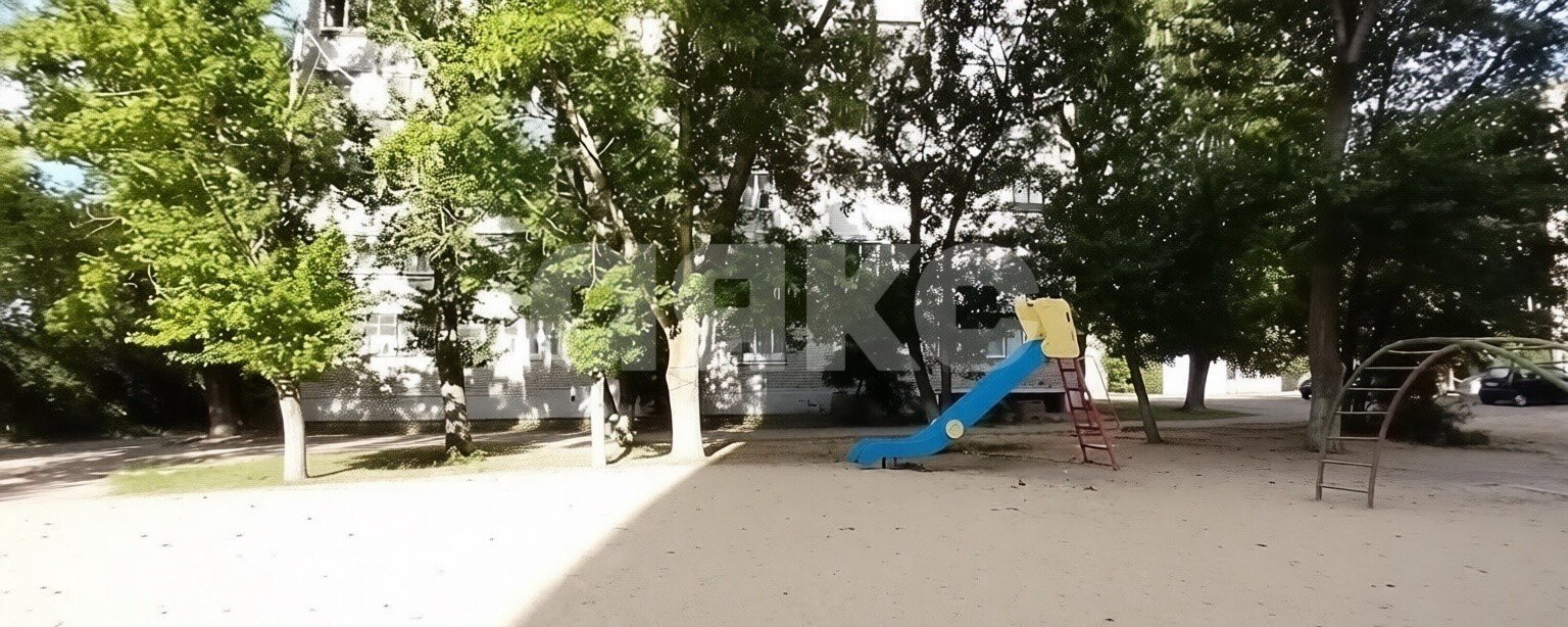 Фото №10: 1-комнатная квартира <span class="whitespace-nowrap">32 м²</span>, <span class="whitespace-nowrap">9/9 эт.</span> - Волгоград, Дзержинский, мкр. Жилгородок, ул. Краснополянская, 70
