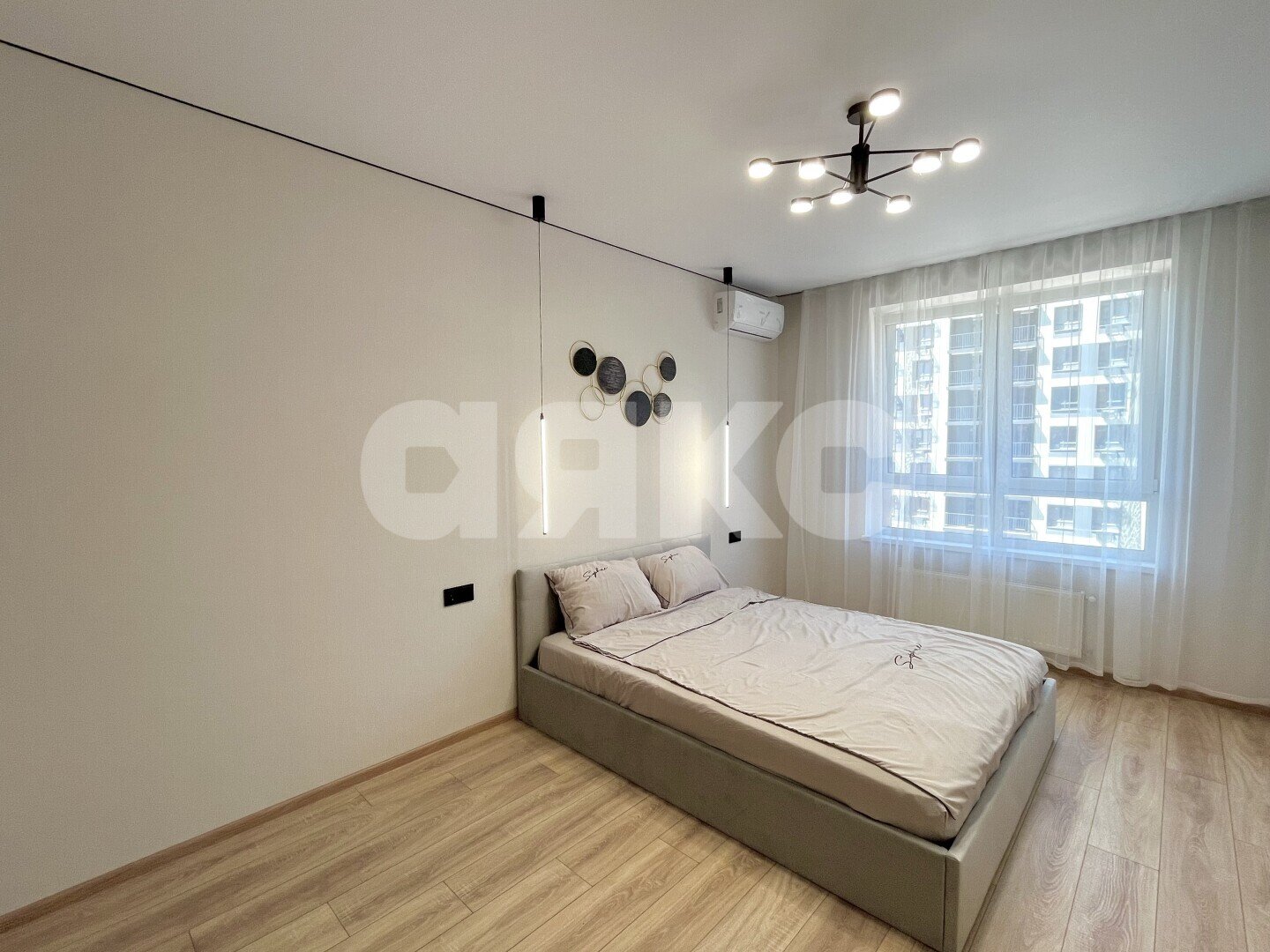 Фото №10: 1-комнатная квартира <span class="whitespace-nowrap">35 м²</span>, <span class="whitespace-nowrap">11/22 эт.</span> - Ростов-на-Дону, Советский, Западный, мкр. жилой комплекс Современник, ул. Зорге, 11