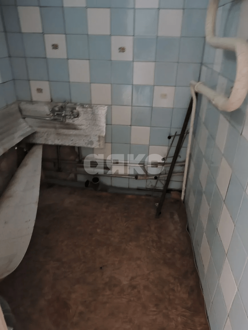 Фото №5: 2-комнатная квартира <span class="whitespace-nowrap">40 м²</span>, <span class="whitespace-nowrap">3/5 эт.</span> - Мелитополь, р. Микро, пр-кт 50-летия Победы, 44